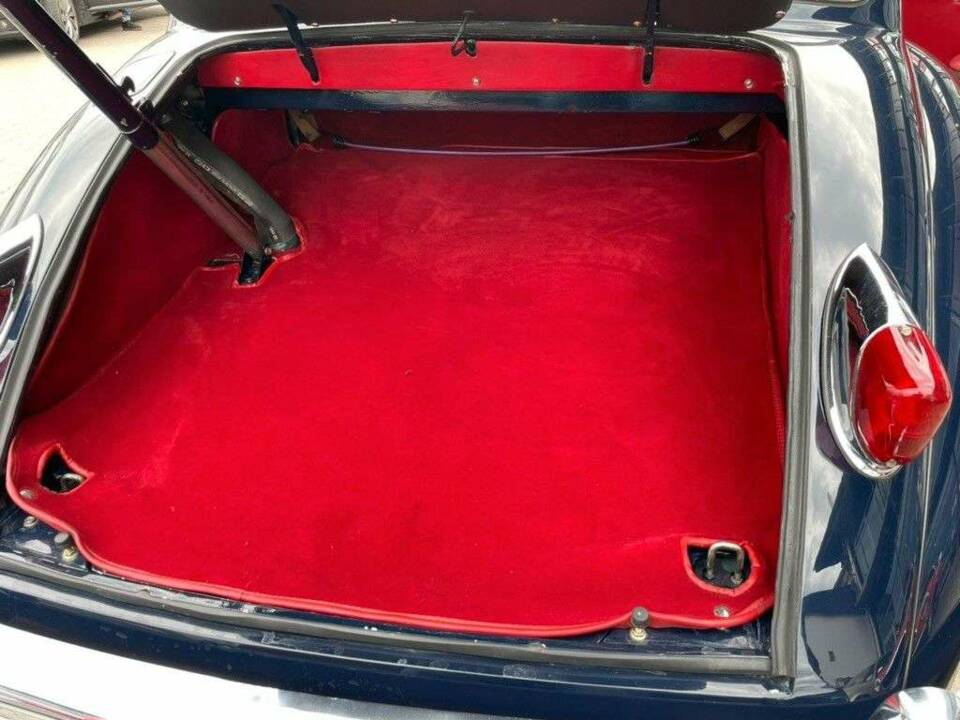 Image 16/18 of Jaguar XK 150 3.4 S FHC (1961)