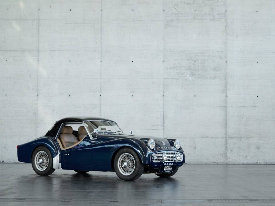 Image 23/50 of Triumph TR 3A (1959)