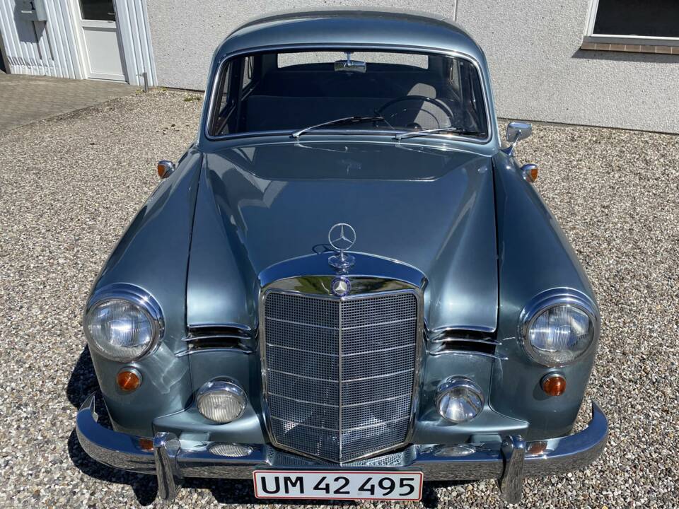 Immagine 3/63 di Mercedes-Benz 190 (1959)