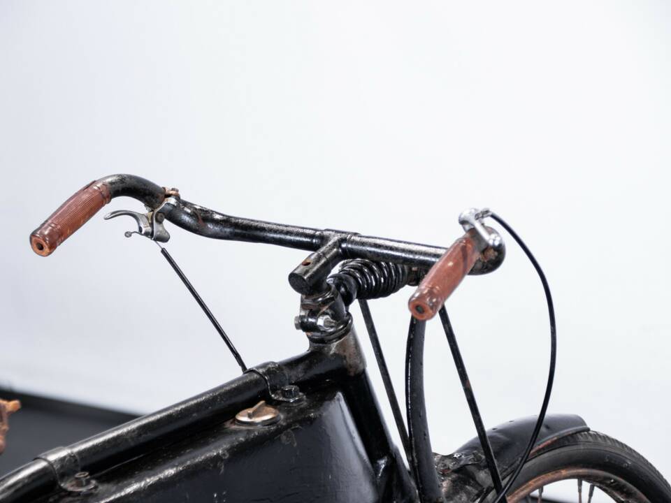 Image 21/26 of Motobécane DUMMY (1924)