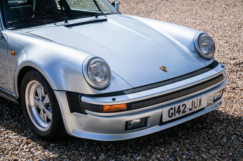 Image 8/40 de Porsche 911 Turbo LE (1989)