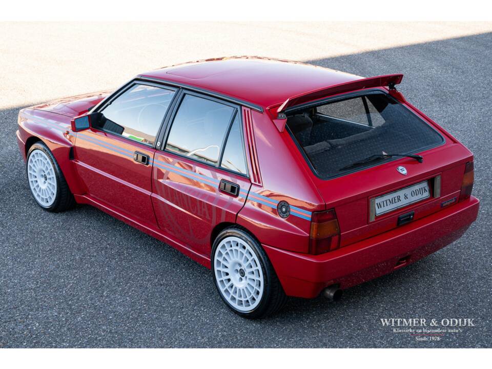 Immagine 6/27 di Lancia Delta HF Integrale (1991)