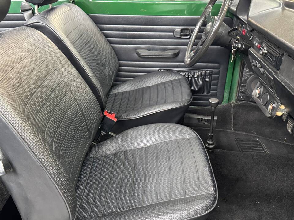 Bild 18/35 von Volkswagen Käfer 1303 LS (1979)
