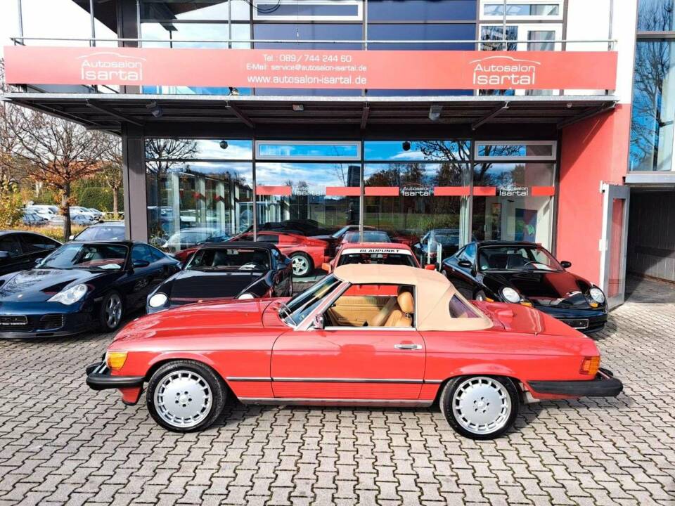 Image 1/22 de Mercedes-Benz 560 SL (1986)