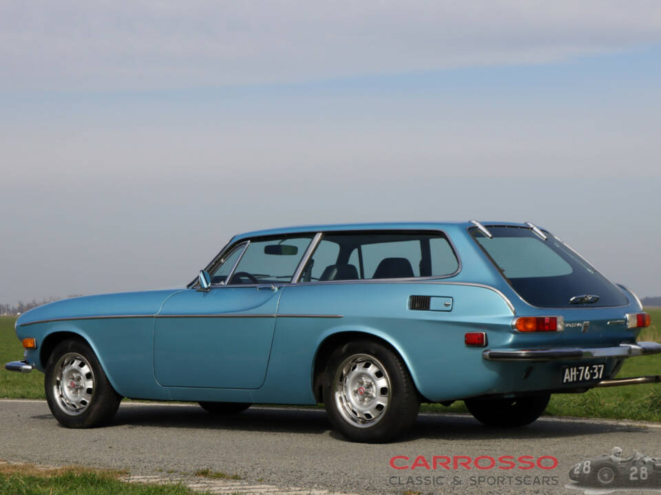 Image 12/39 of Volvo 1800 ES (1972)