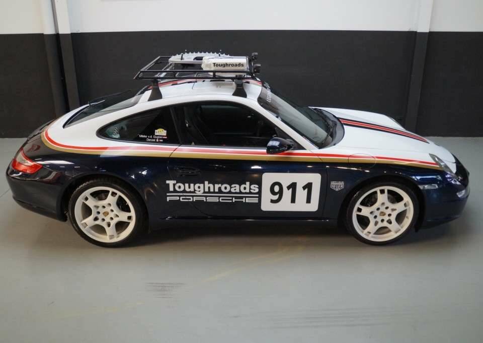Image 27/50 de Porsche 911 Carrera (2005)