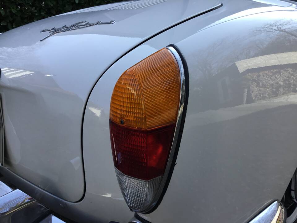 Image 9/83 of Volkswagen Karmann Ghia 1500 (1969)