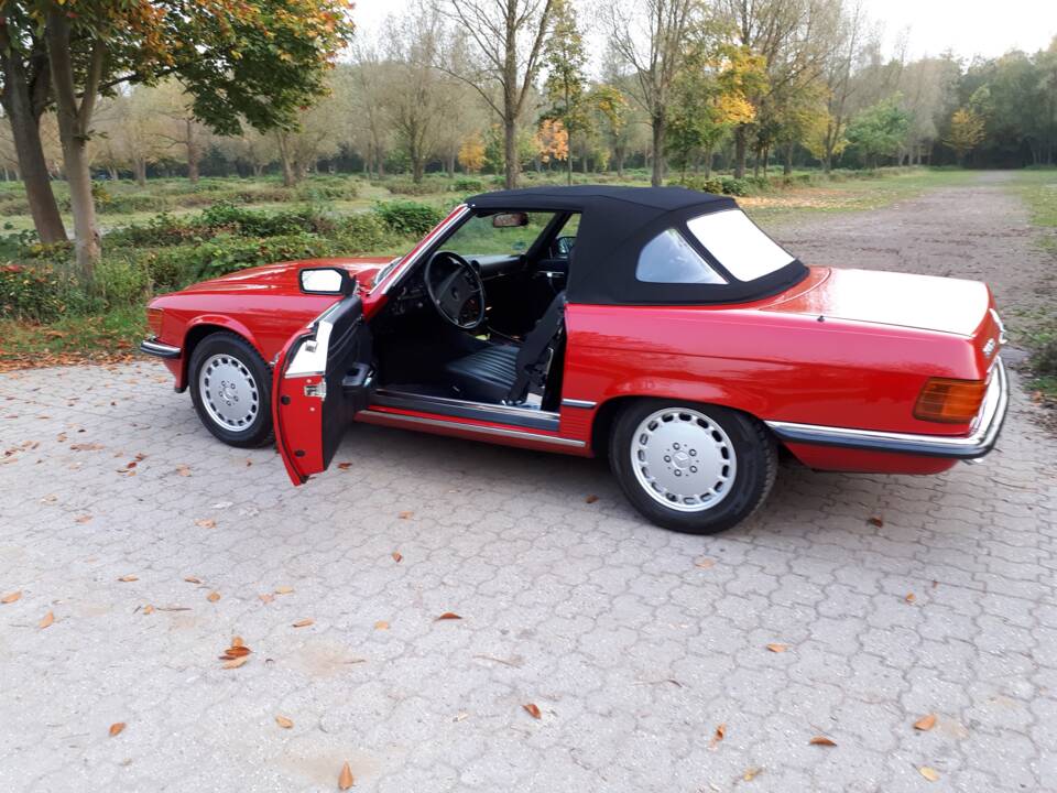 Image 18/18 de Mercedes-Benz 300 SL (1986)