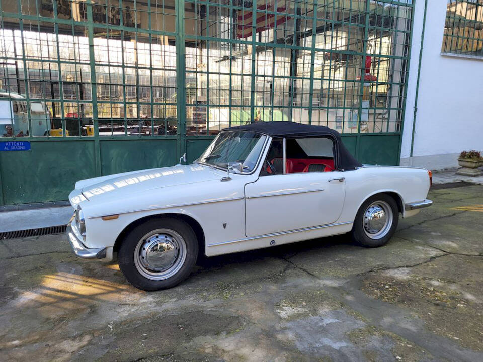 Immagine 3/33 di Innocenti Spider S (1963)