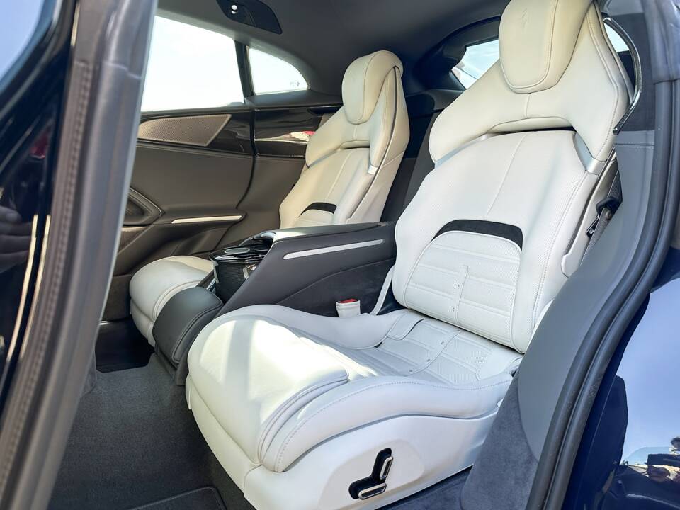 Image 21/21 of Ferrari Purosangue V12 (2025)