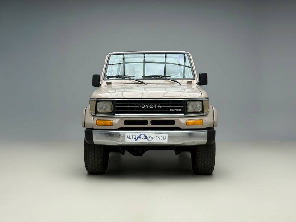 Immagine 8/24 di Toyota Land Cruiser LJ73 (1991)