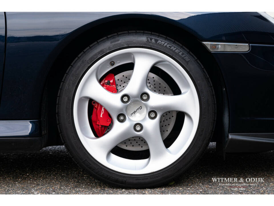 Image 24/31 de Porsche 911 Turbo (2003)
