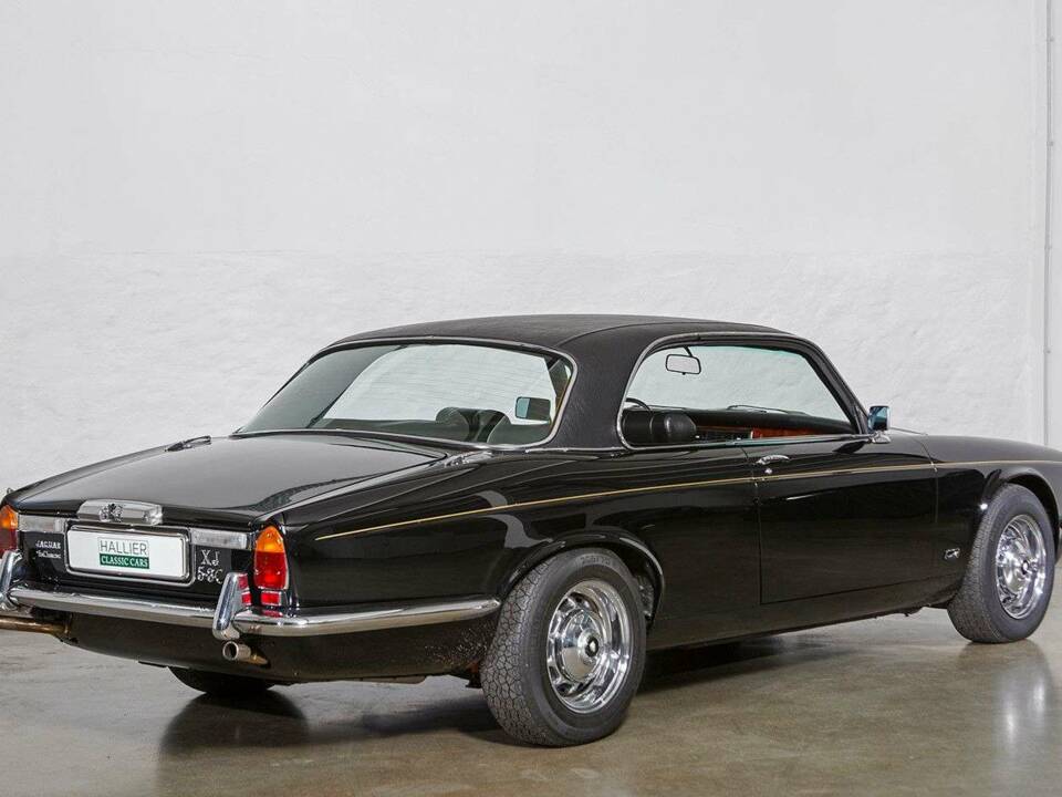 Image 6/31 of Jaguar XJ 5.3 C (1978)