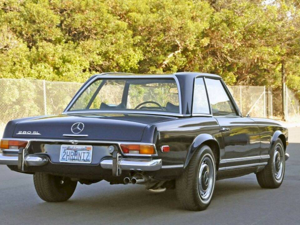 Immagine 11/36 di Mercedes-Benz 280 SL (1971)