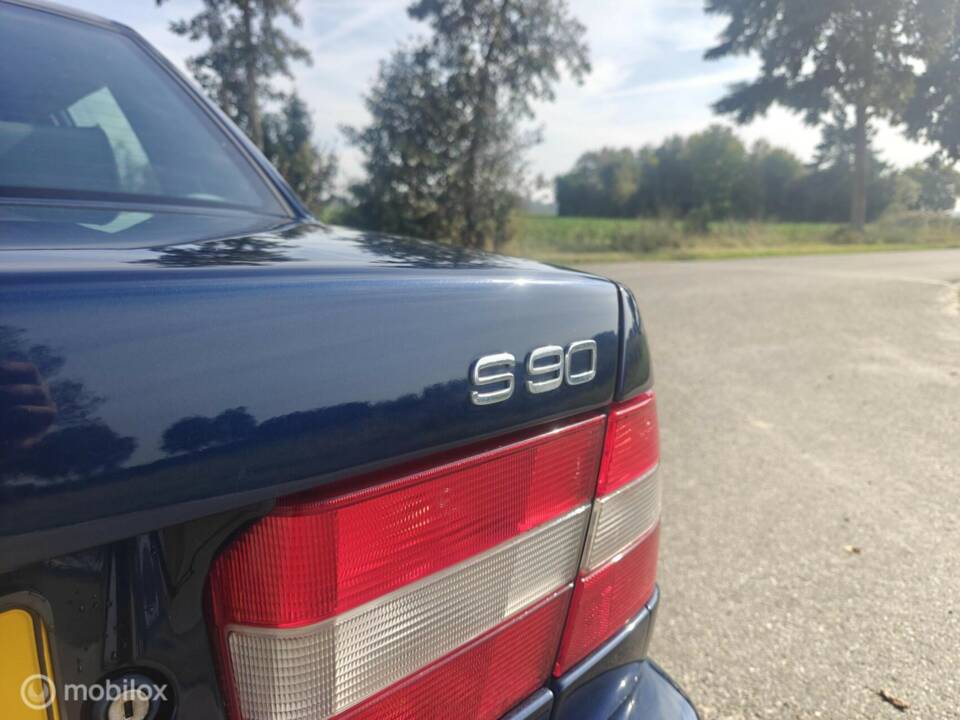 Bild 8/37 von Volvo S90 3.0i (1998)