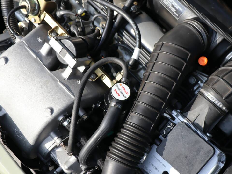 Bild 29/50 von Peugeot 205 GTi 1.9 (1991)