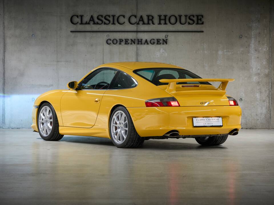 Bild 5/100 von Porsche 911 GT3 (2003)
