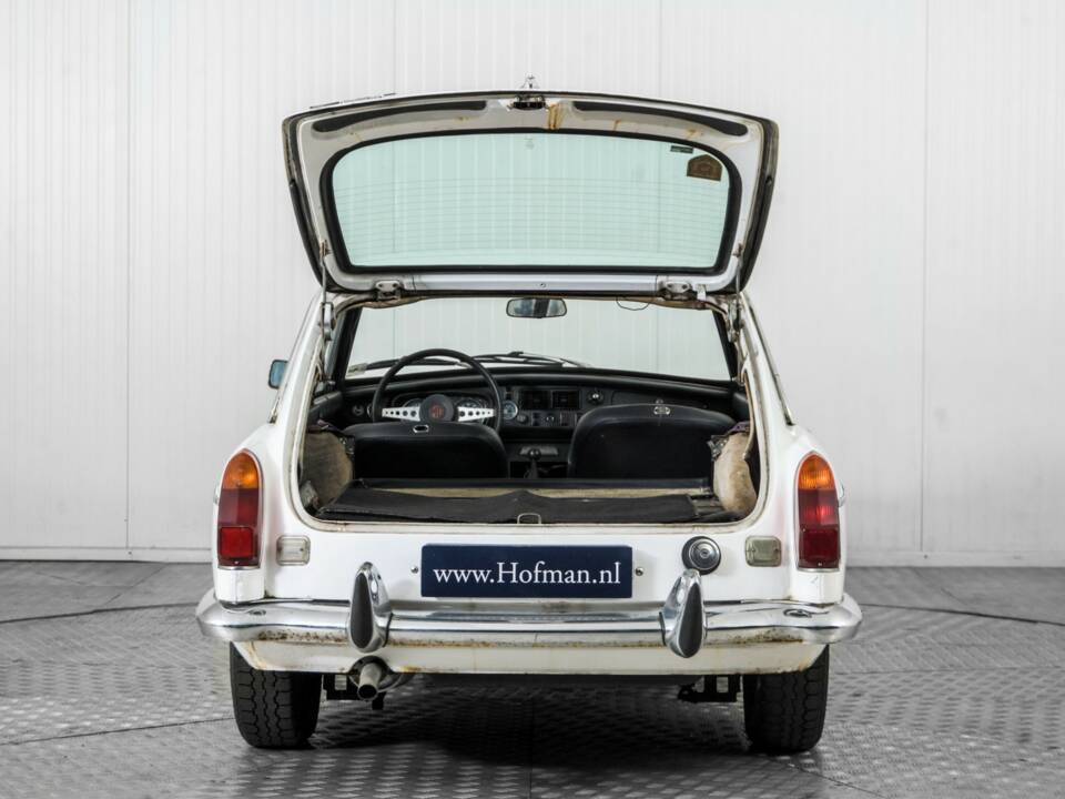 Afbeelding 37/50 van MG MGB GT (1972)