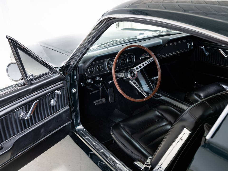 Immagine 10/31 di Ford Mustang GT (1966)
