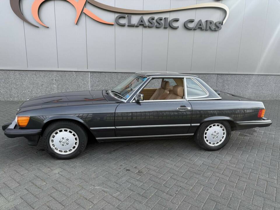 Image 11/50 de Mercedes-Benz 560 SL (1986)