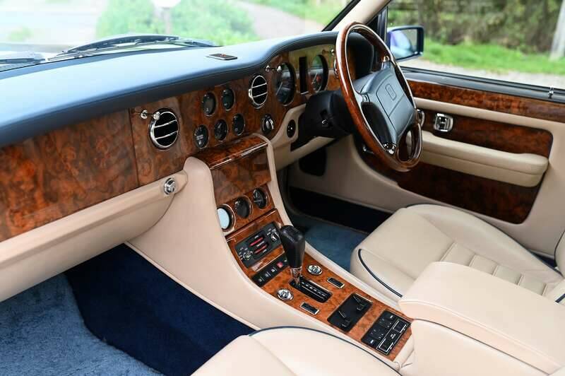 Bild 12/25 von Bentley Turbo R (1996)