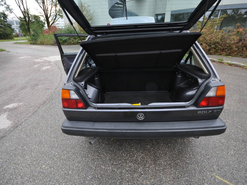 Imagen 21/55 de Volkswagen Golf Mk II 1.3 (1991)