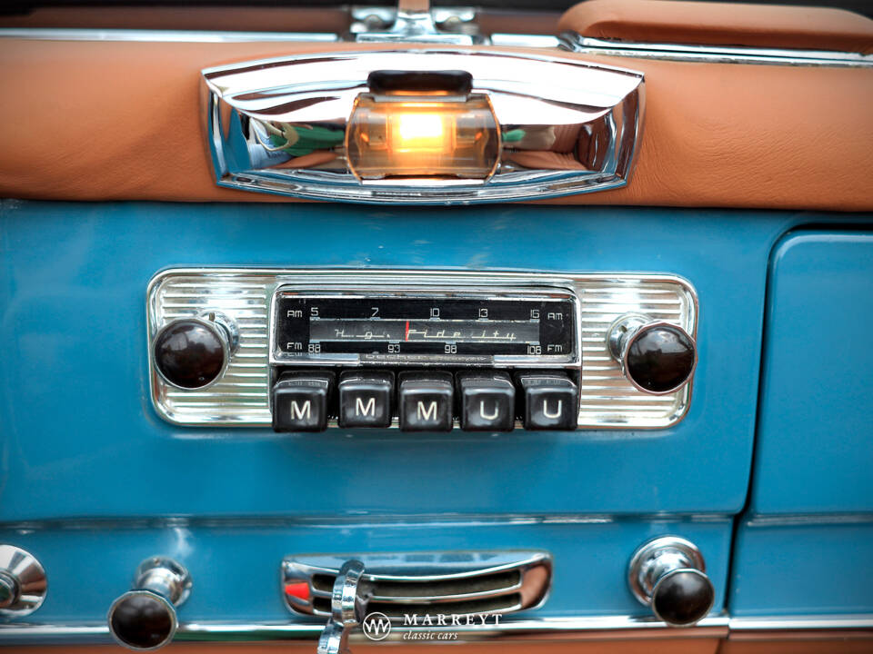 Imagen 44/50 de Mercedes-Benz 190 SL (1962)