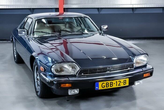 Image 5/7 de Jaguar XJS 5.3 V12 (1988)