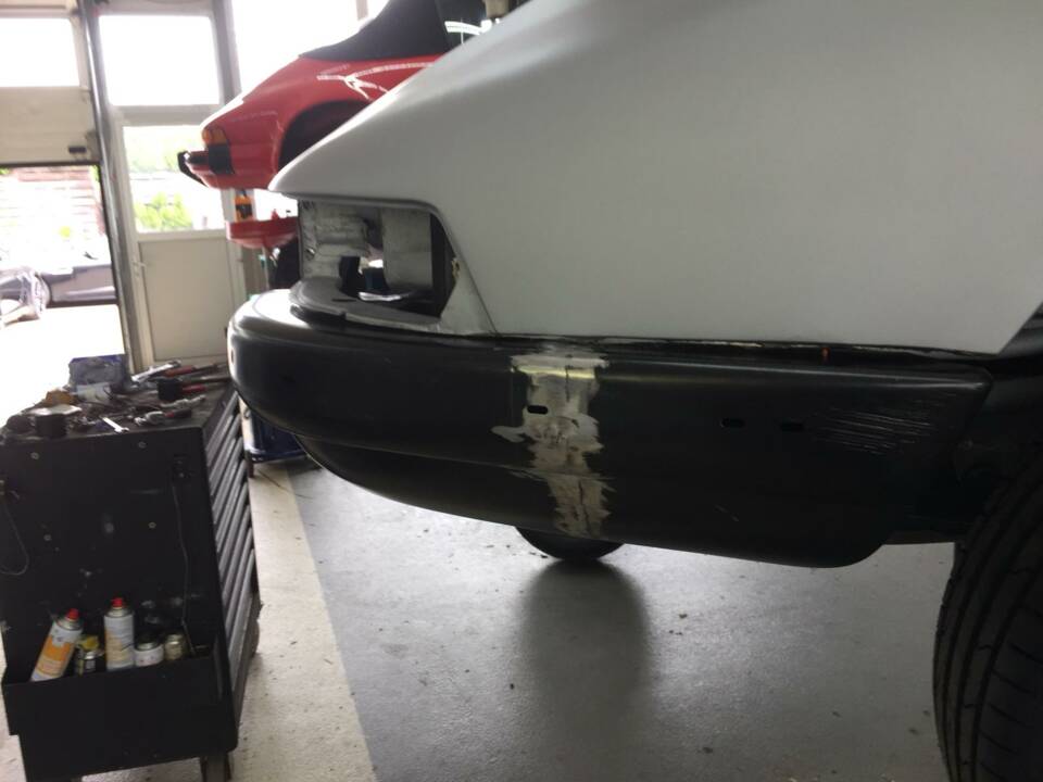 Bild 36/99 von Porsche 911 Carrera 3.2 (1983)