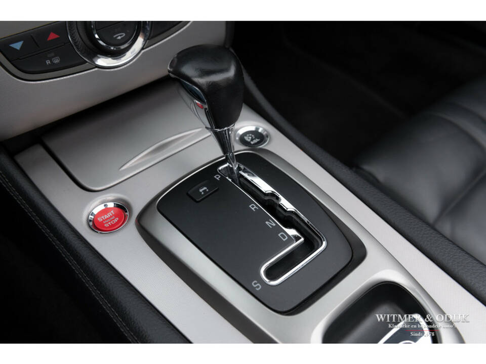 Image 19/37 of Jaguar XK 4.2 (2006)