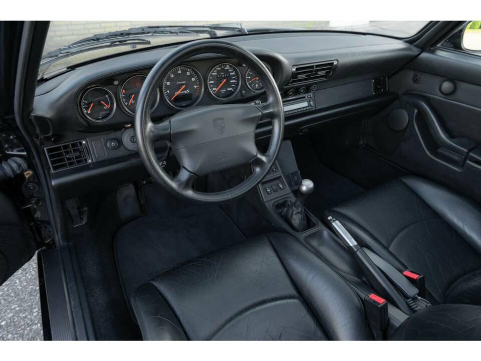 Imagen 6/29 de Porsche 911 Carrera S (1997)