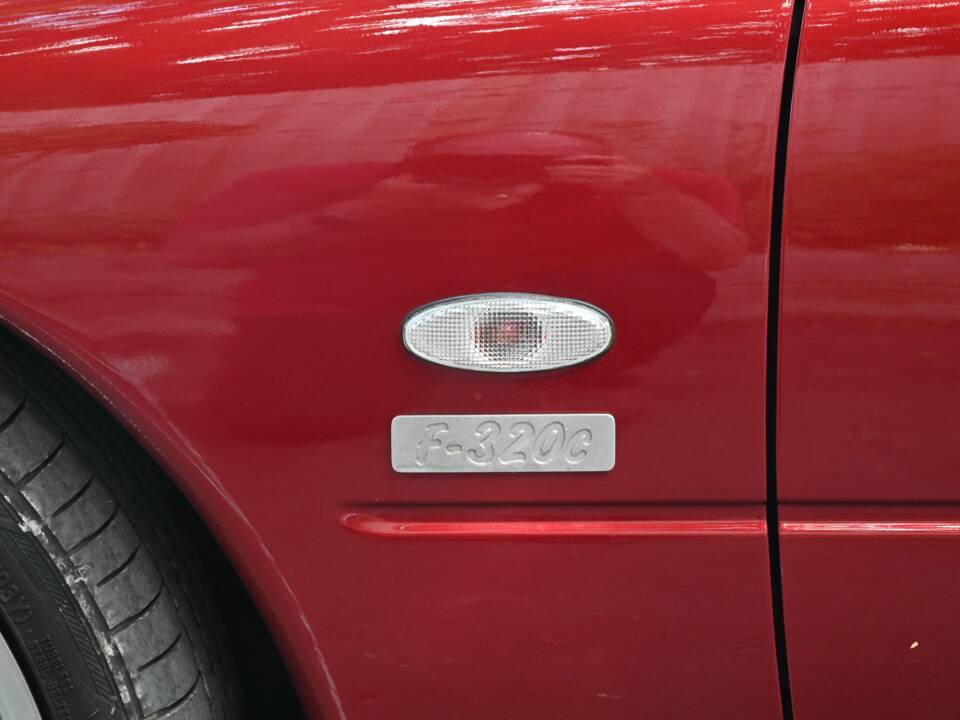 Image 23/35 of Holden Monaro CAPA F 320 C (2003)