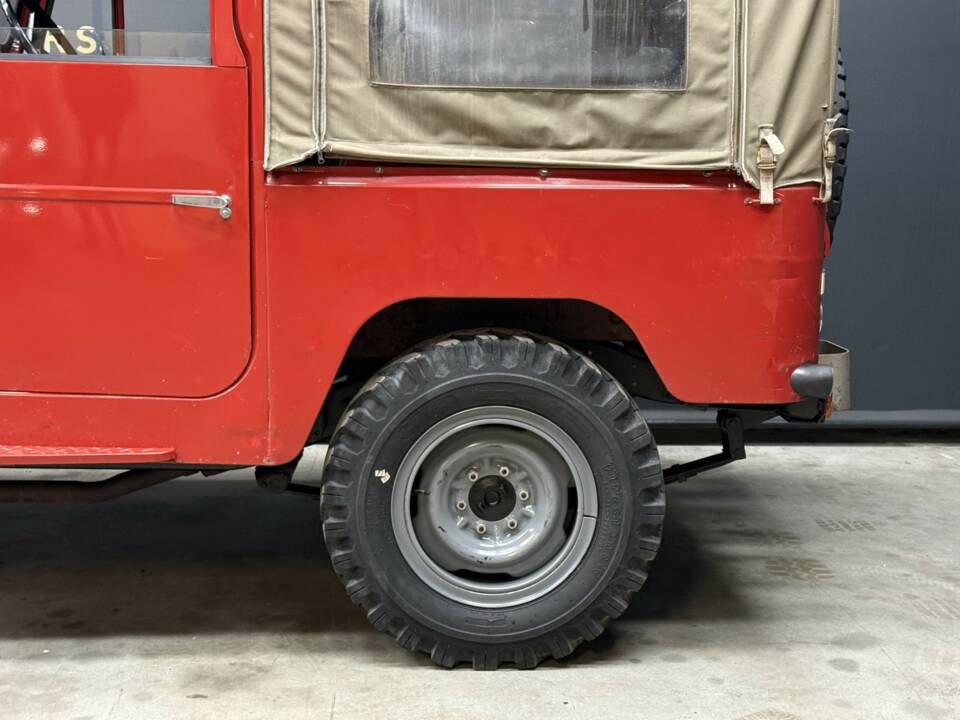Immagine 32/50 di Toyota Land Cruiser FJ 40 (1975)