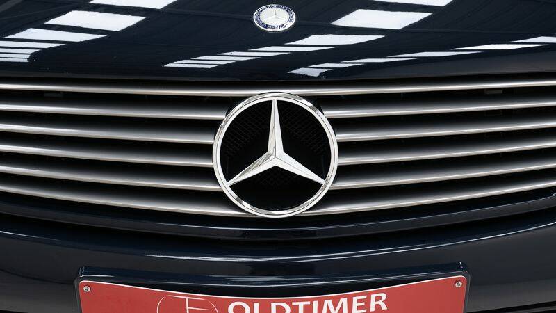Image 12/15 of Mercedes-Benz 500 SL (1991)