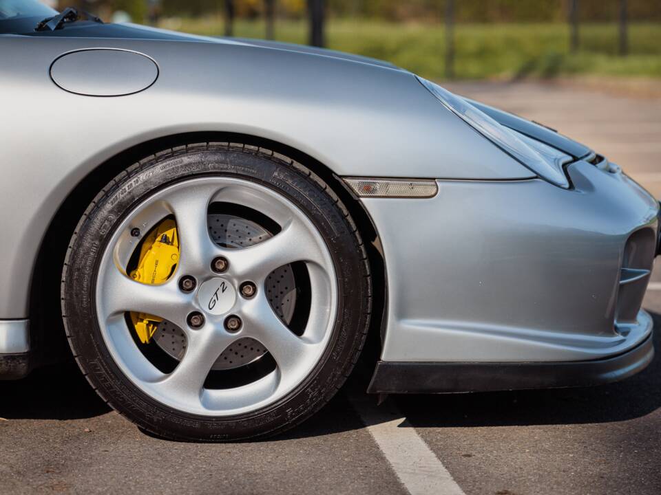 Bild 17/50 von Porsche 911 GT2 (2002)