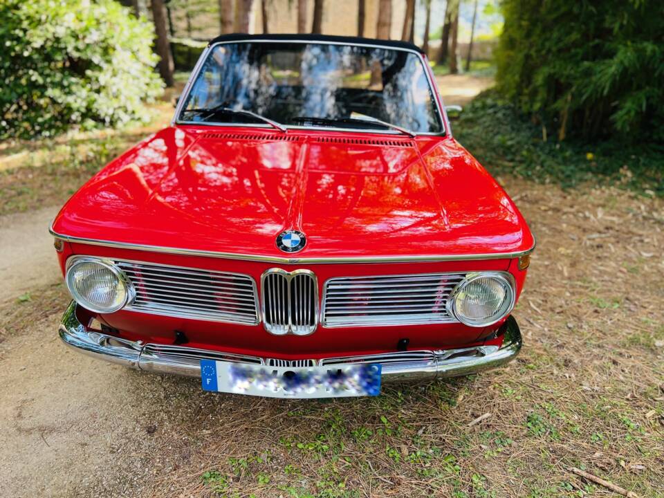 Image 10/142 of BMW 1600 Convertible (1970)
