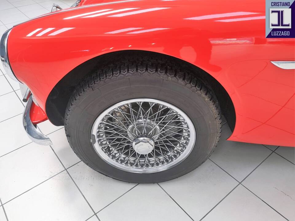 Image 8/36 of Austin-Healey 3000 Mk III (BJ8) (1964)