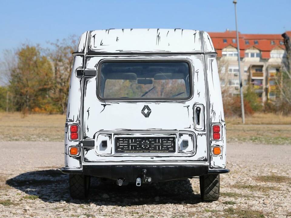 Imagen 7/8 de Renault R 4 F6 (1976)