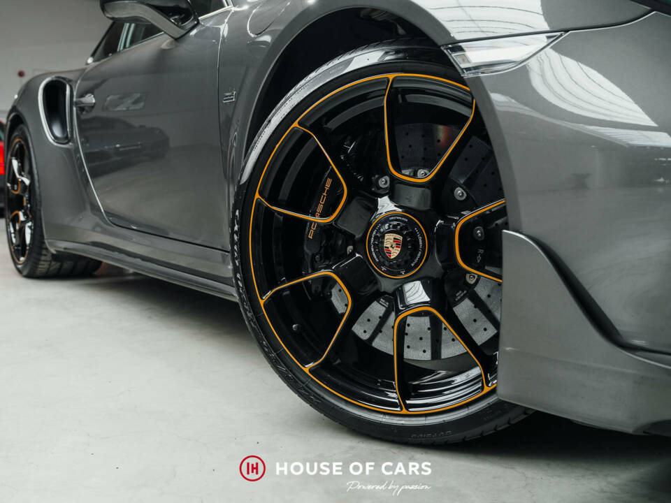 Image 12/25 of Porsche 911 Turbo S Exclusive (2018)