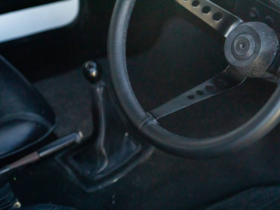 Bild 19/26 von Ford Escort GT 1.6 (1972)