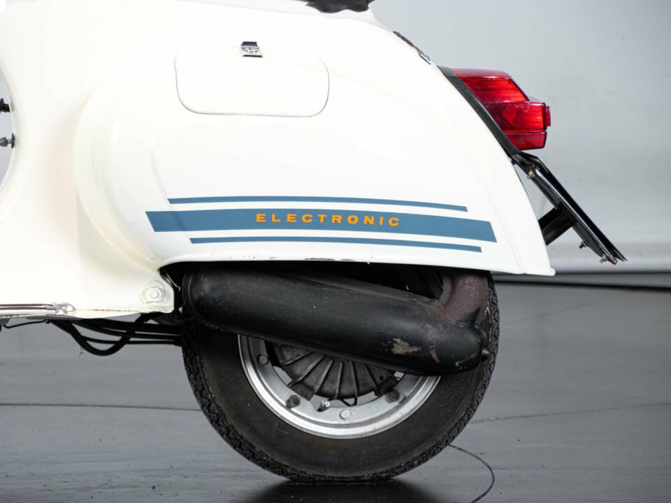Image 30/30 of Piaggio DUMMY (1982)