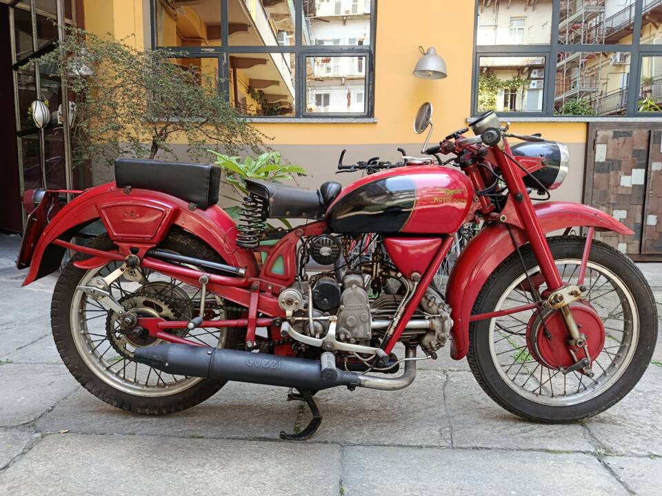 Image 23/46 of Moto Guzzi DUMMY (1955)