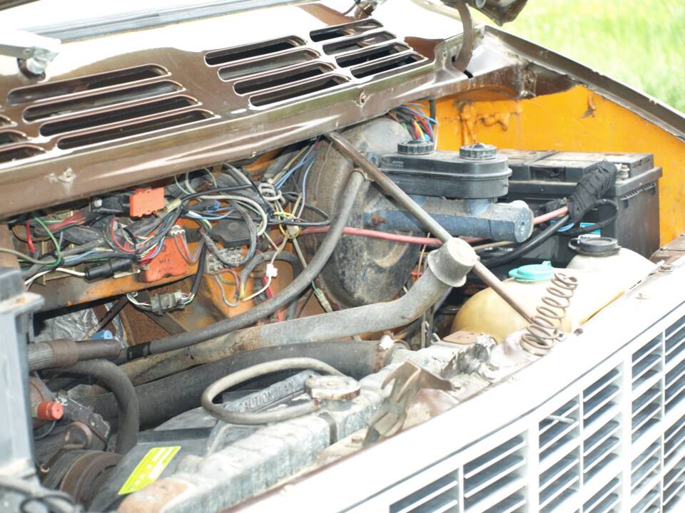 Immagine 47/143 di Dodge B 200 Sportsman (1978)