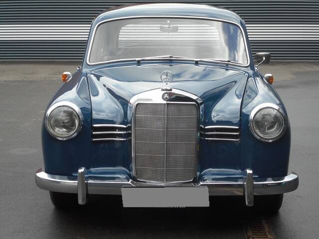 Image 3/22 de Mercedes-Benz 190 (1957)