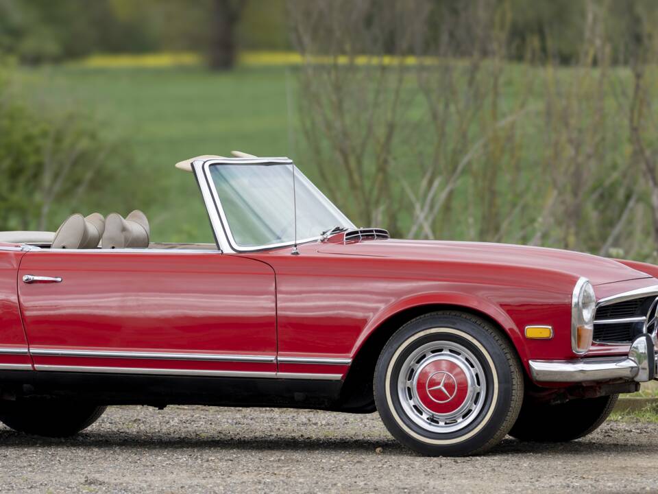 Immagine 16/18 di Mercedes-Benz 280 SL (1970)