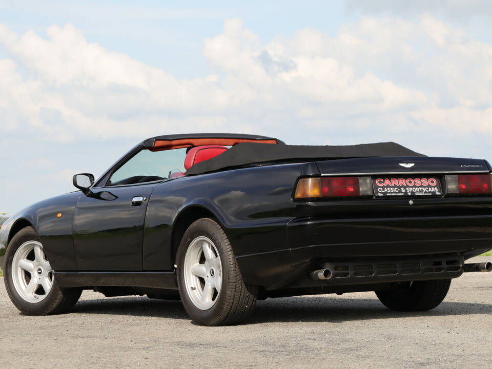 Immagine 44/44 di Aston Martin Virage Volante (1993)