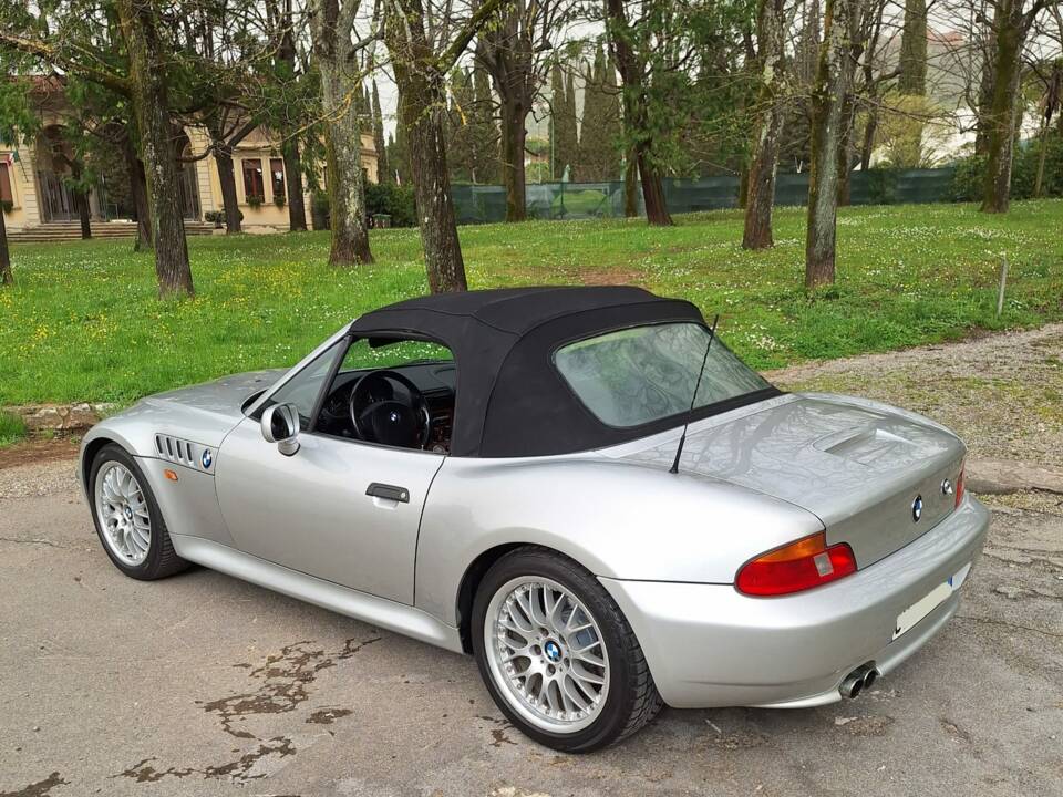 Bild 11/19 von BMW Z3 2.8i (1999)