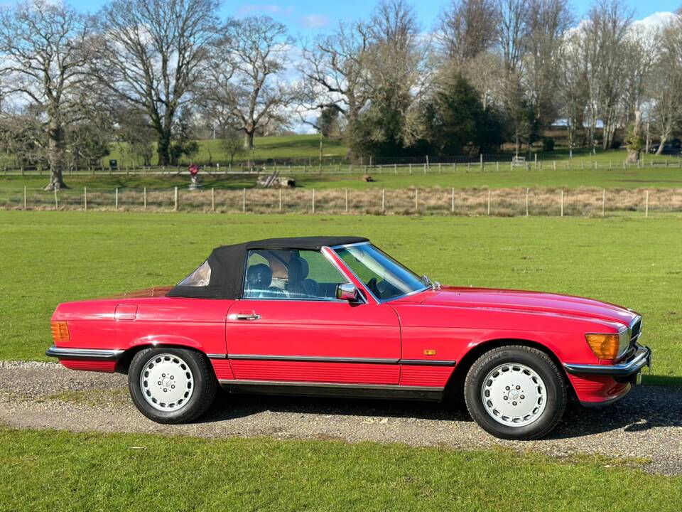 Image 11/50 de Mercedes-Benz 300 SL (1988)