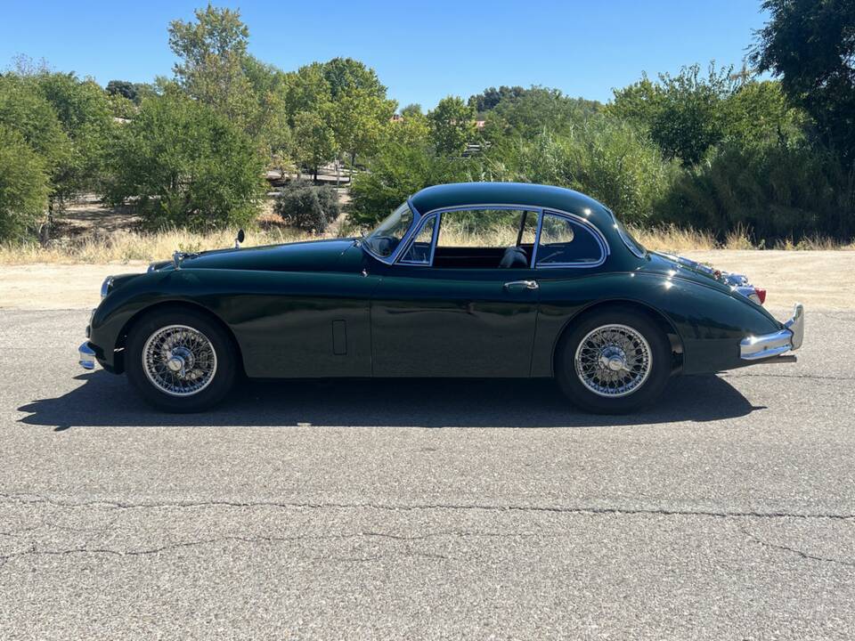 Image 5/8 de Jaguar XK 150 3.4 S FHC (1960)
