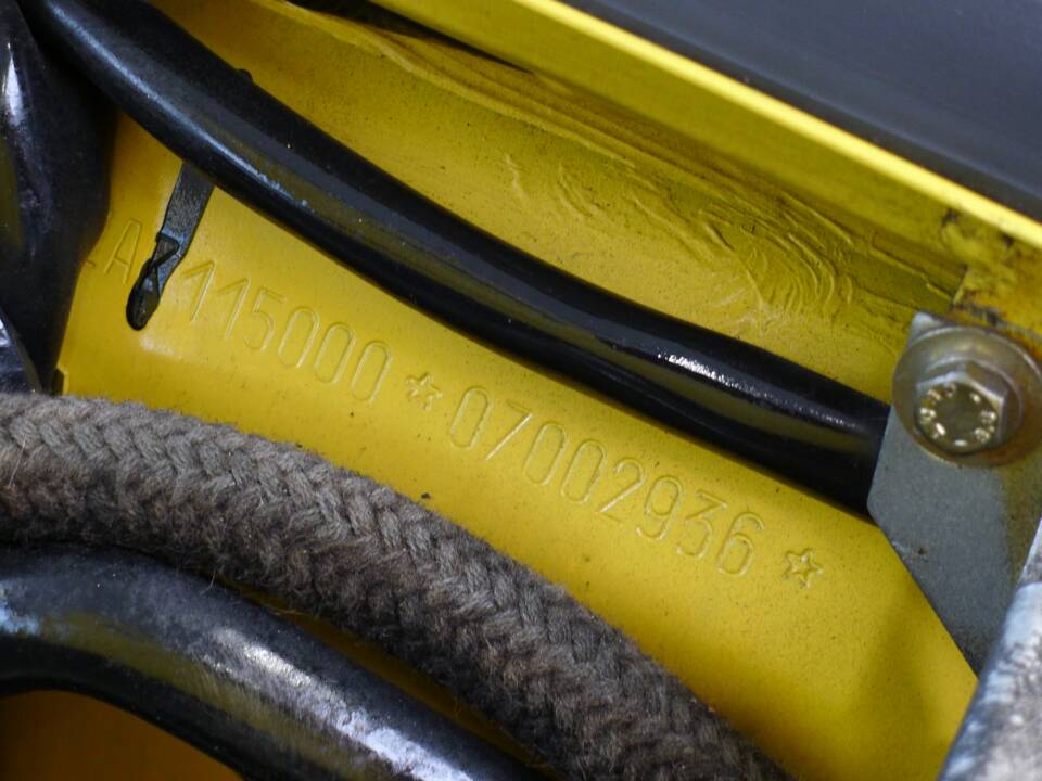 Bild 11/39 von Alfa Romeo 2.0 Spider (1992)